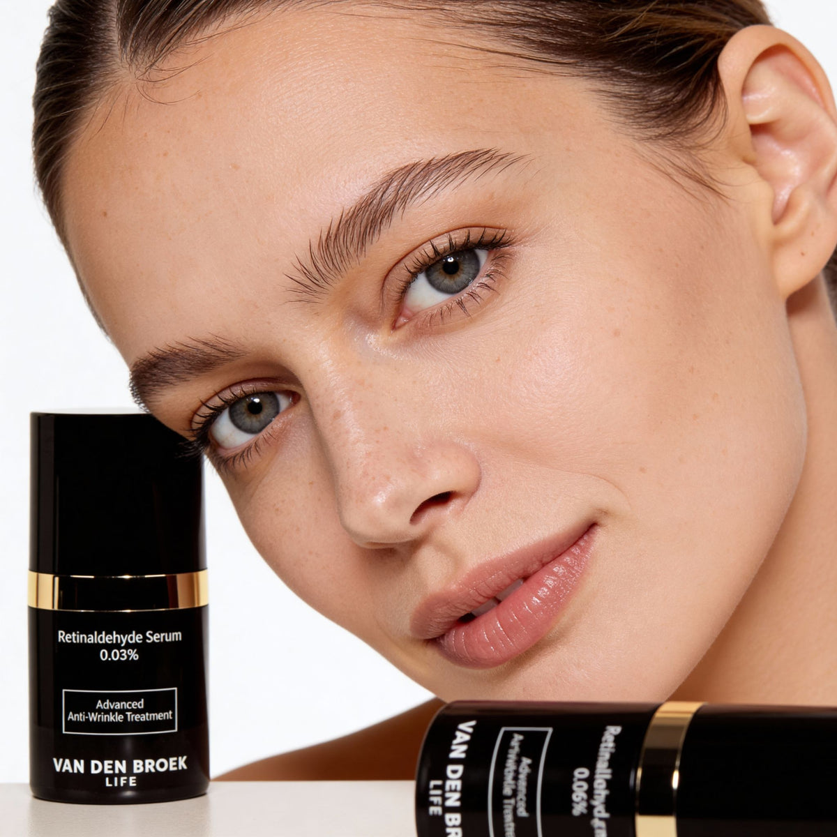 Retinaldehyde Serums von Van den Broek Life